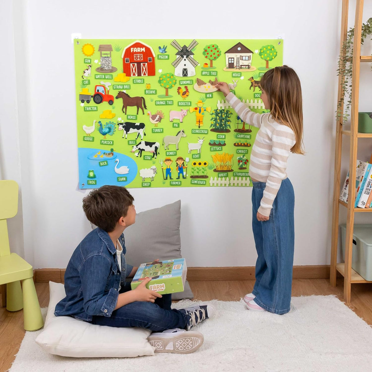 Animal Farm Felt Board for Toddlers